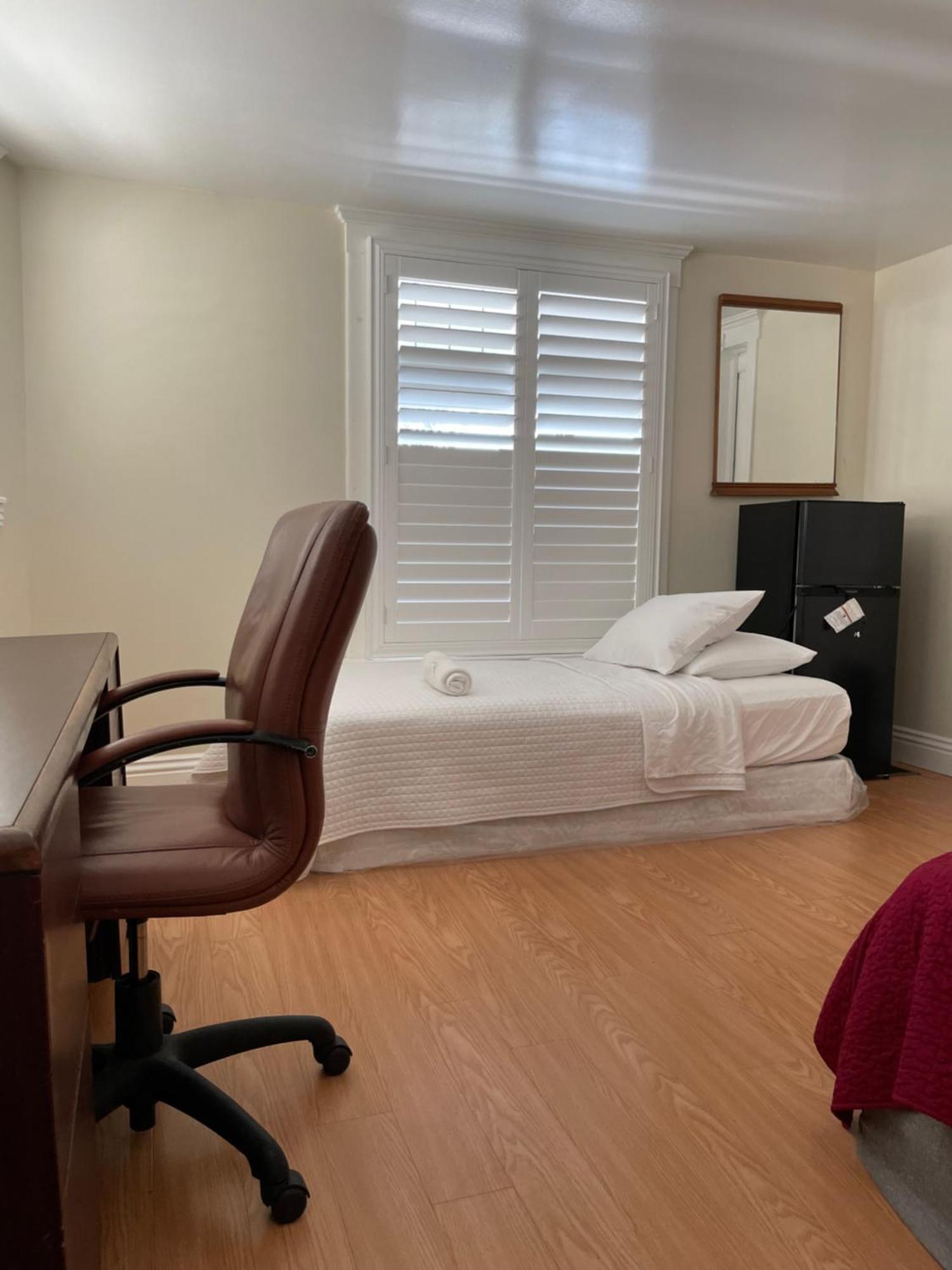 Spacious Private Los Angeles Bedroom With Ac & Wifi & Private Fridge Near Usc The Coliseum Exposition Park Bmo Stadium University Of Southern California 外观 照片